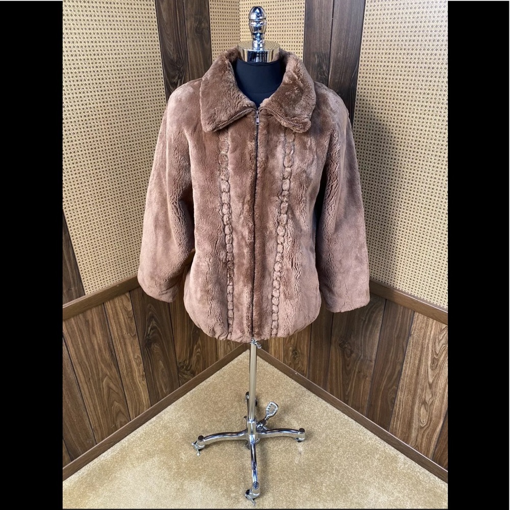 MUSI MADE IN CANADA BROWN SHEARED BEAVER FUR COAT
